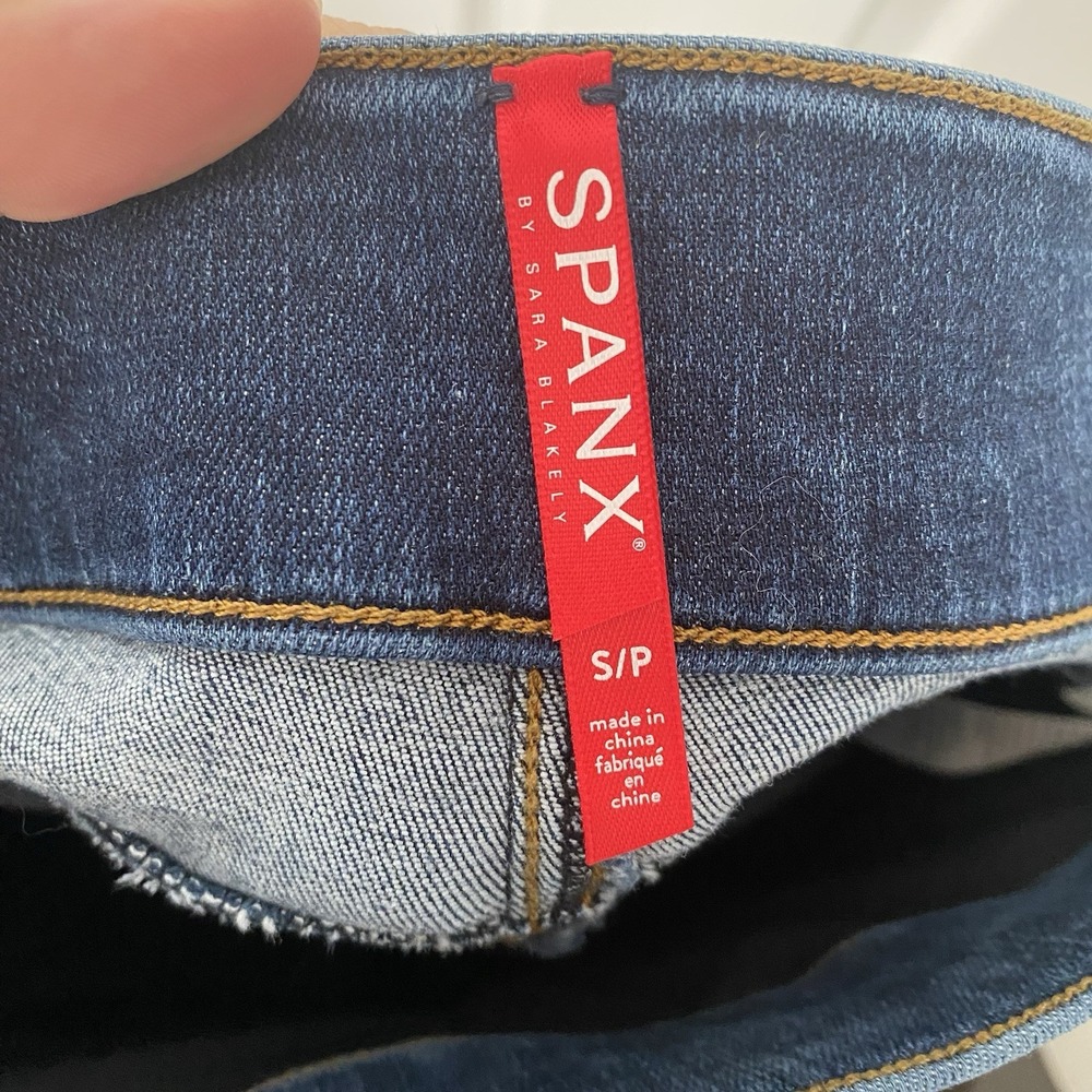 NWT Spanx Pull On Jean Leggings Distressed Size Small - Picture 6 of 8